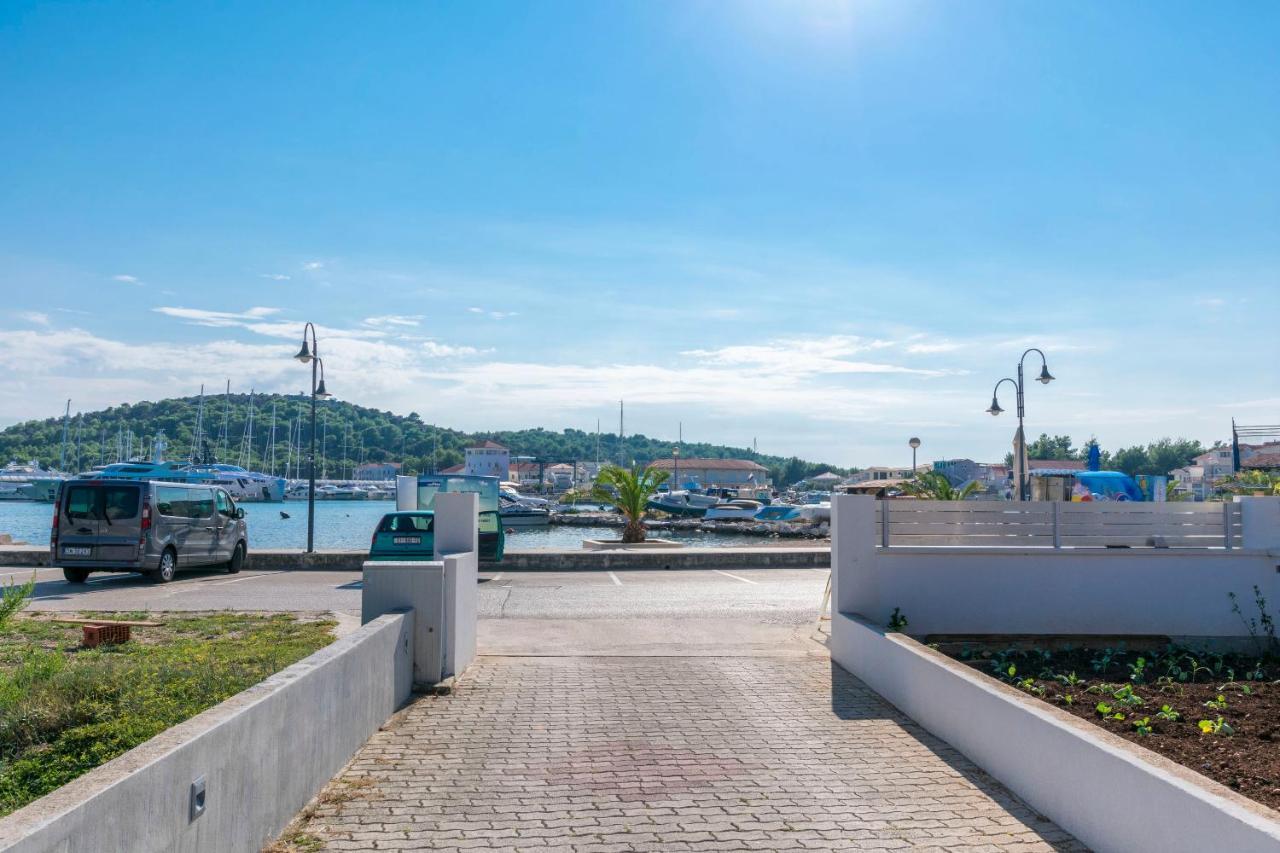 Apartments Sime Rogoznica  Exterior foto
